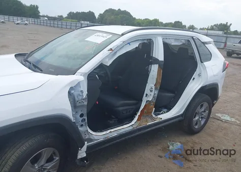 2024 Toyota Rav4 Xle z USA, uszkodzony, nr VIN 2T3P1RFV7RC463640